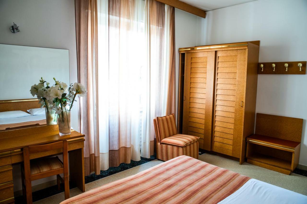 Hotel West End Alassio Eksteriør billede