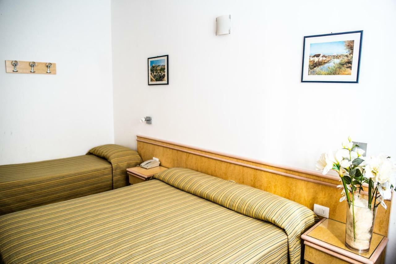 Hotel West End Alassio Eksteriør billede