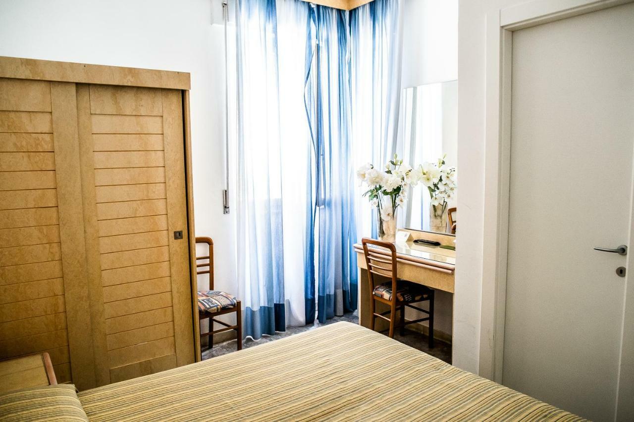 Hotel West End Alassio Eksteriør billede