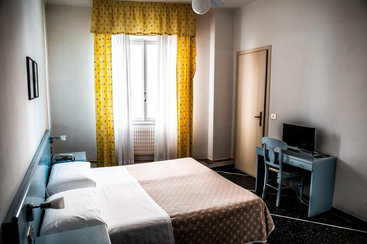 Hotel West End Alassio Eksteriør billede