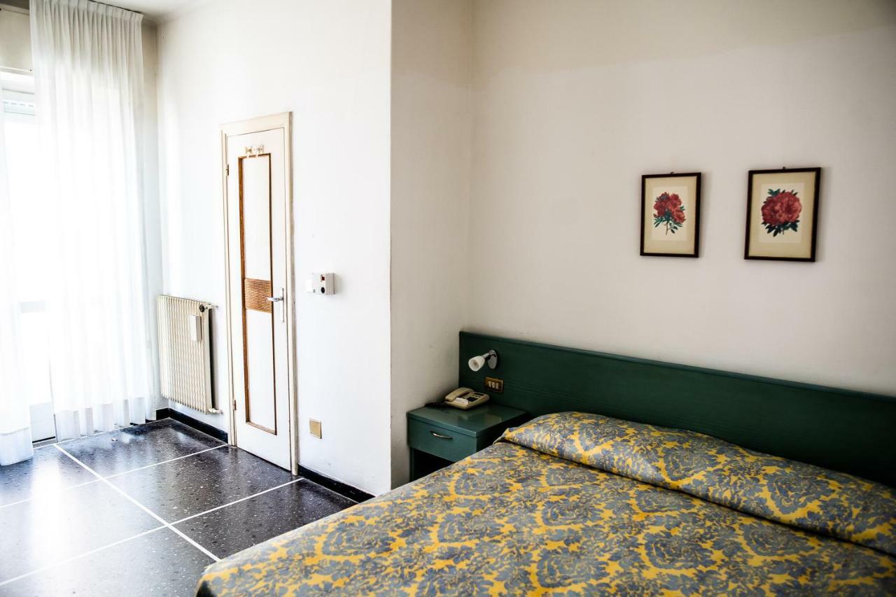 Hotel West End Alassio Eksteriør billede