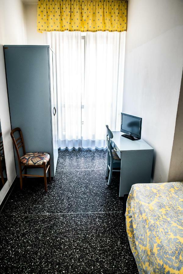 Hotel West End Alassio Eksteriør billede