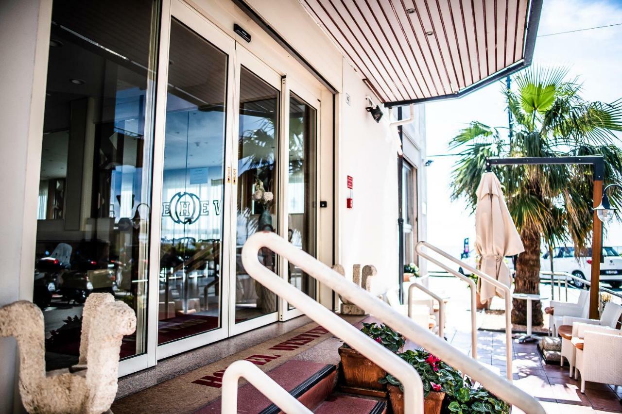 Hotel West End Alassio Eksteriør billede